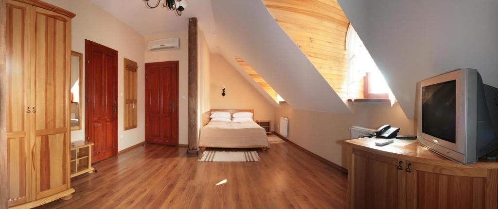 Отель Bogolvar Retreat Resort Анталовцы