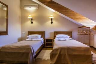 Отель Bogolvar Retreat Resort Анталовцы Двухместный номер с 1 кроватью-1